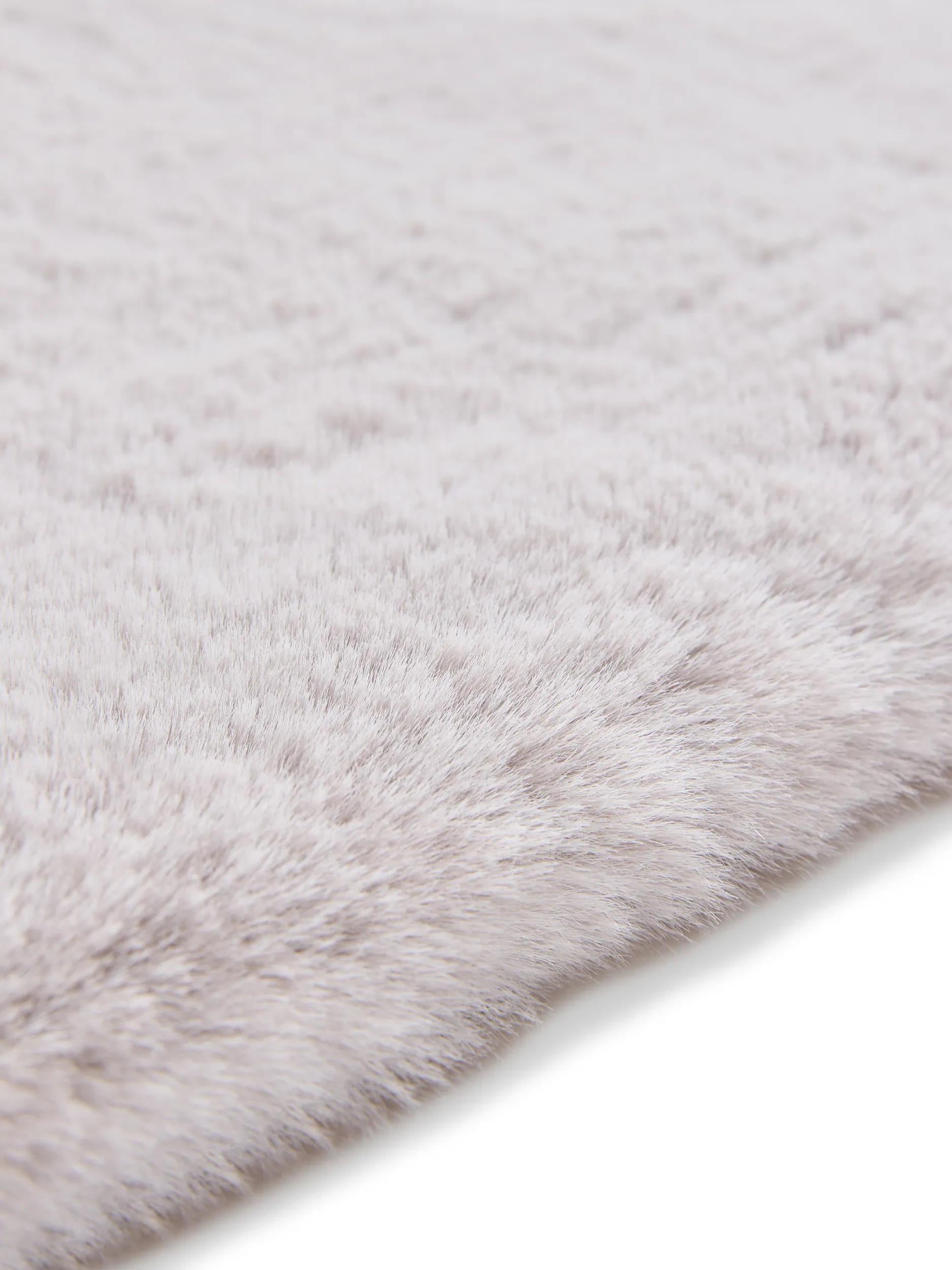 Fur Rug Dave Grey