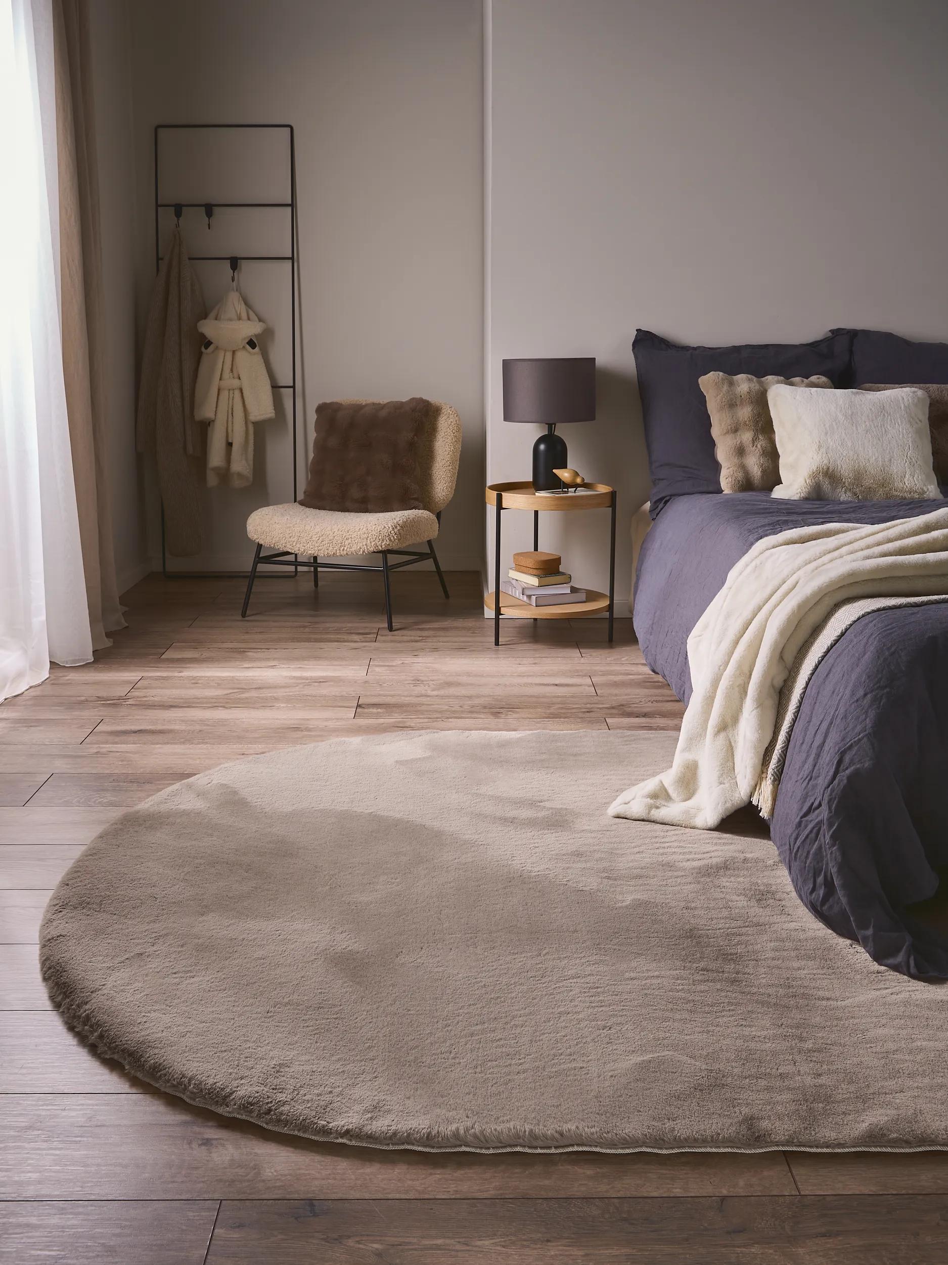 Faux Fur Rug Dave Taupe