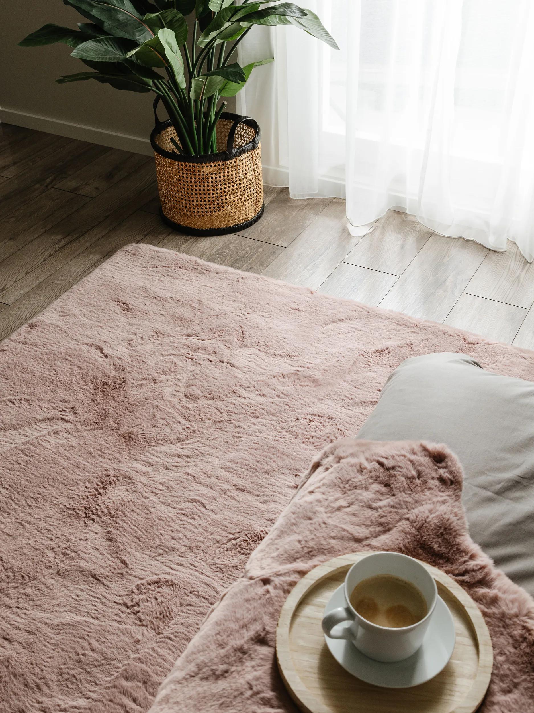 Fur Rug Dave Rose