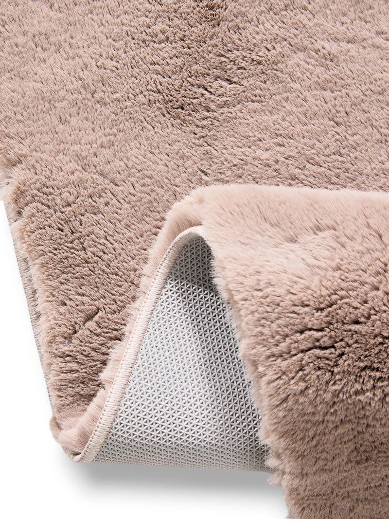 Fur Rug Dave Taupe