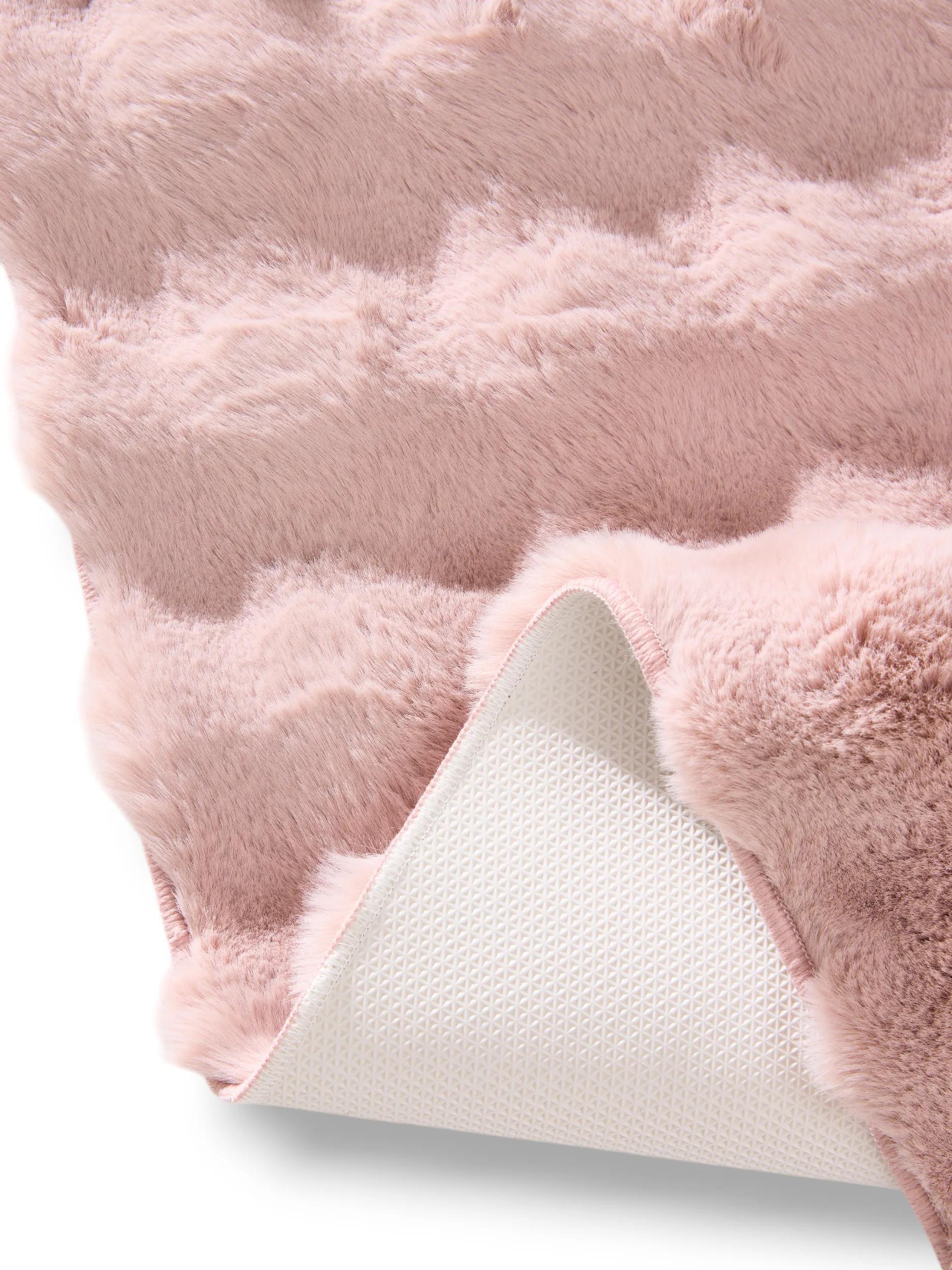 Fur Rug Dave Rose
