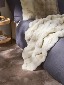 Blanket Dave Cream