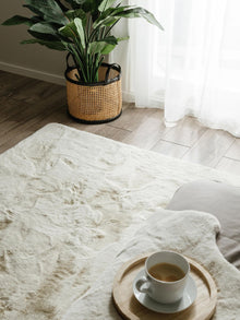 Fur Rug Dave Cream