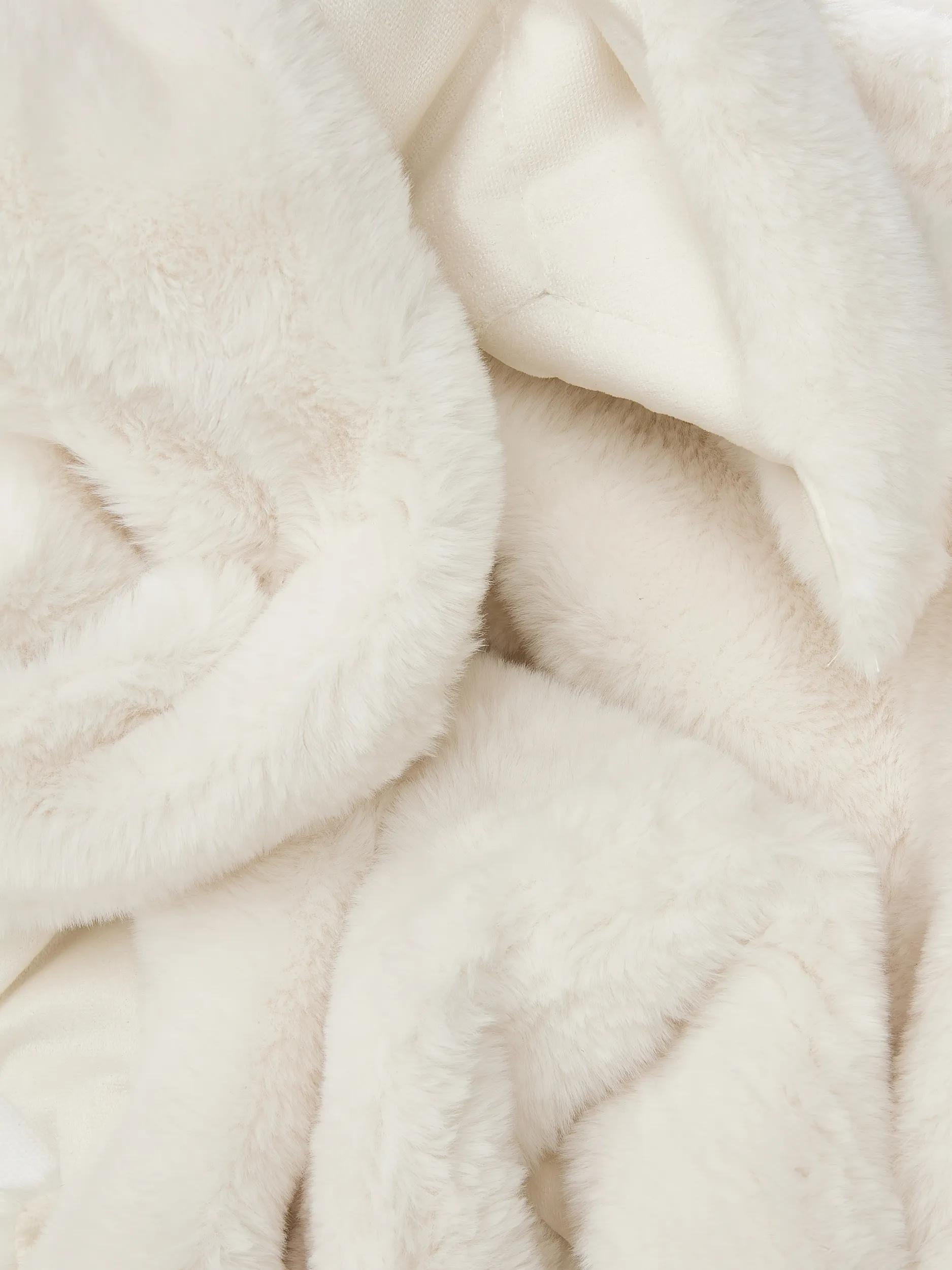 Blanket Dave Cream