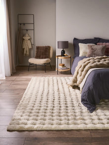 Fur Rug Dave Cream