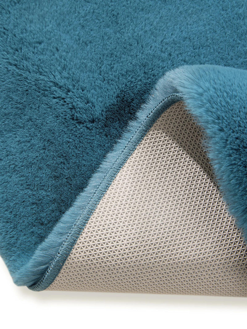Fur Rug Dave Petrol