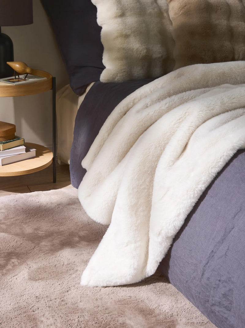 Blanket Dave Cream