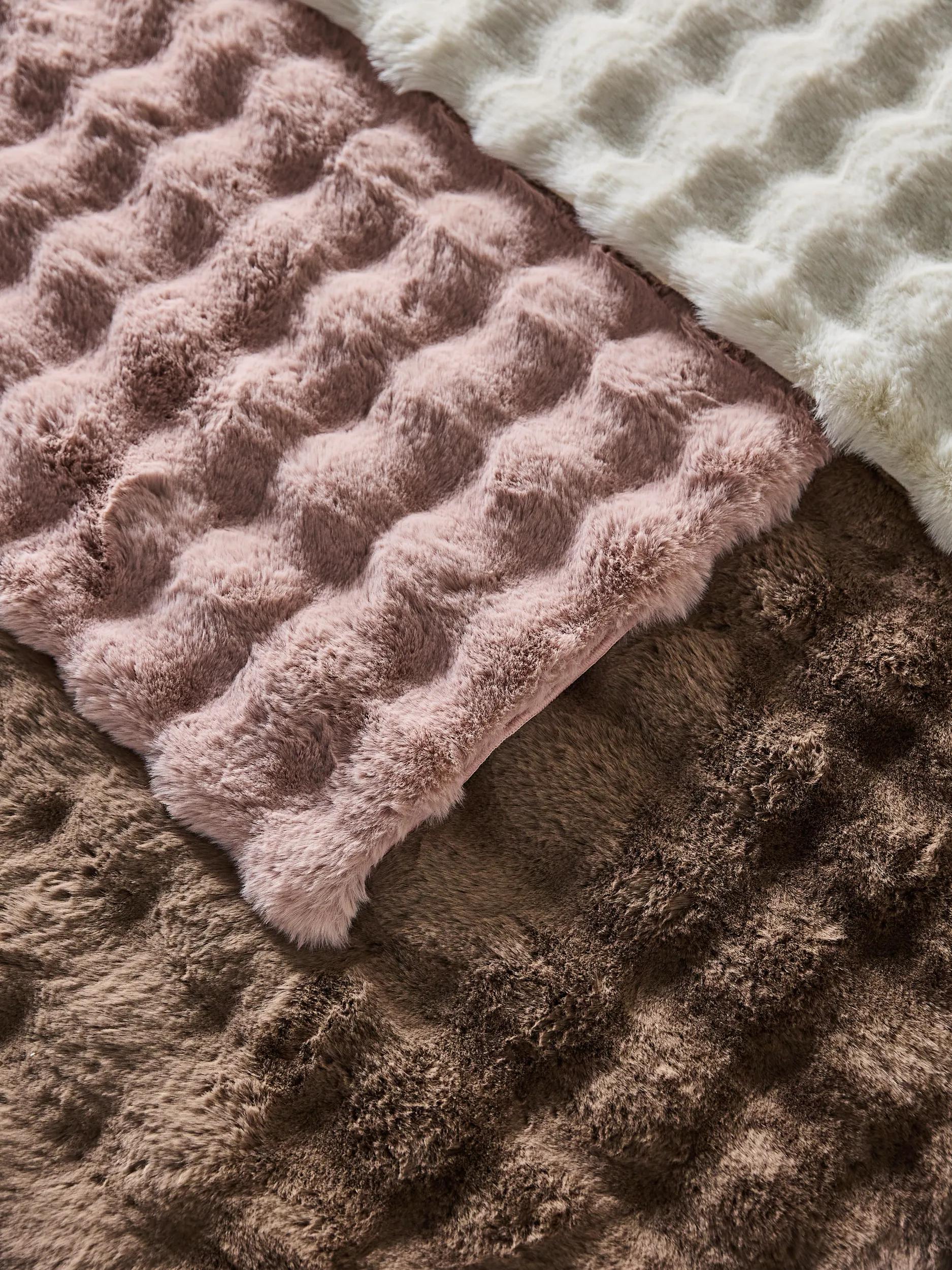 Fur Rug Dave Rose