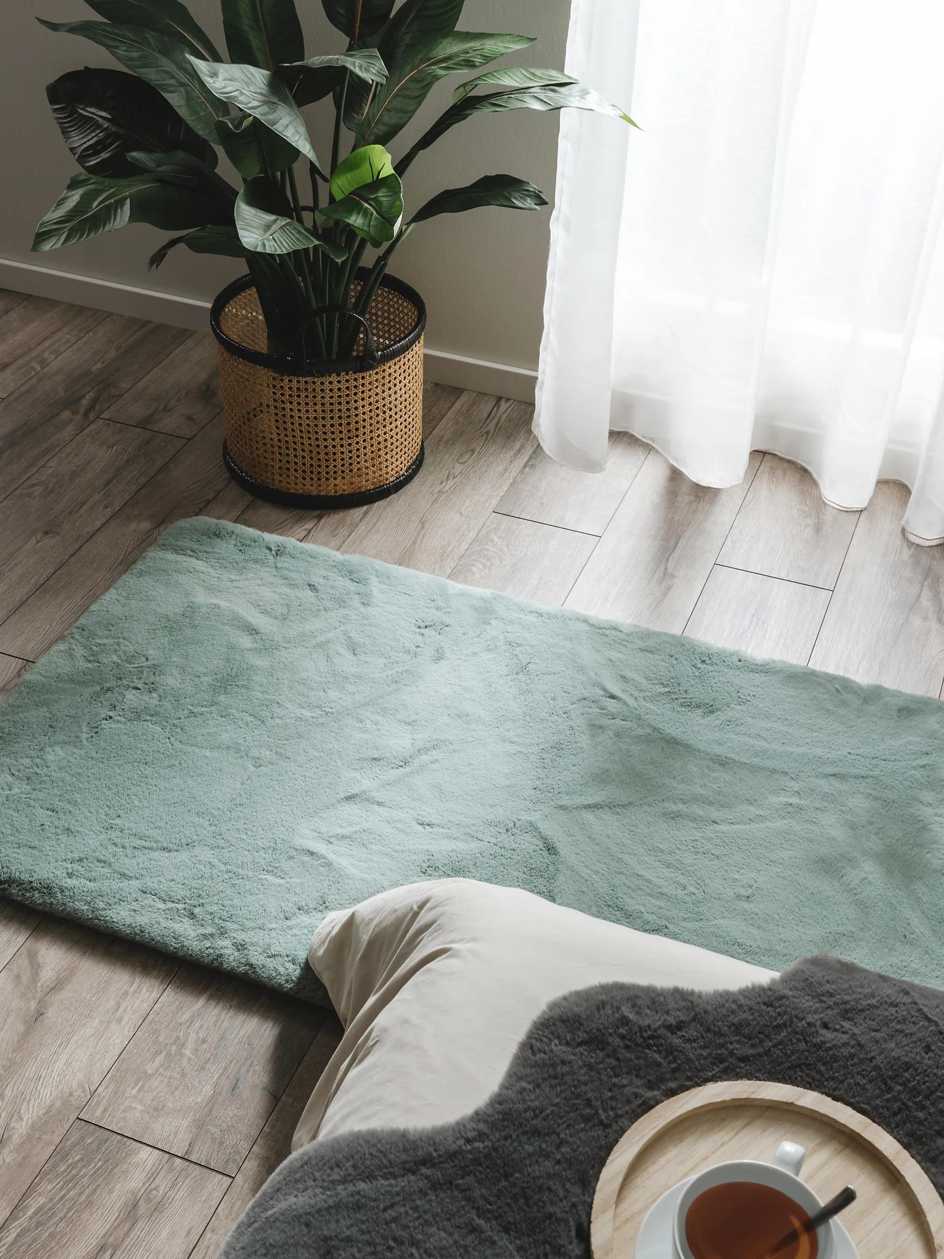 Tapis en fourrure Dave Mint