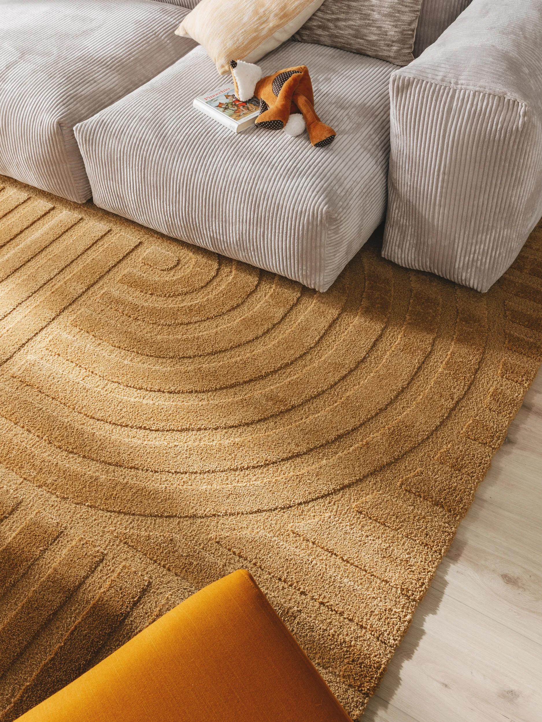 Rug Eve Yellow