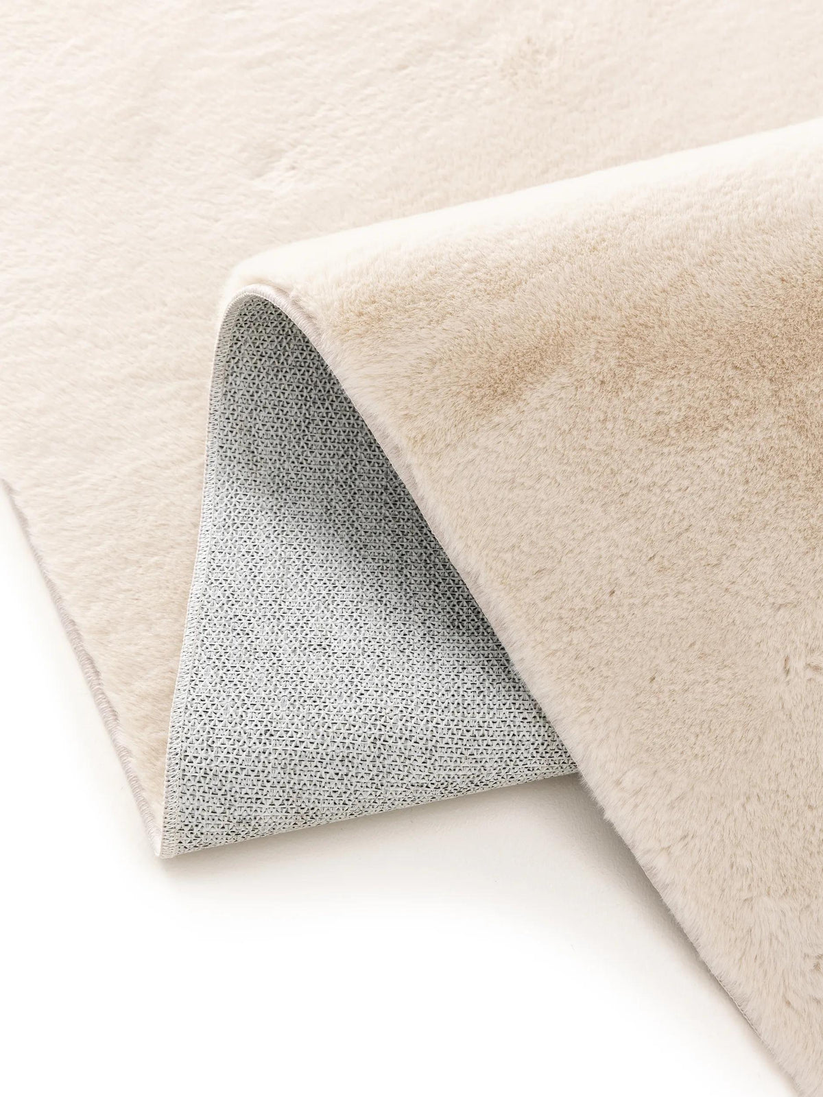 Biege Fur Rug Fur Rug Furry Beige | benuta B2B