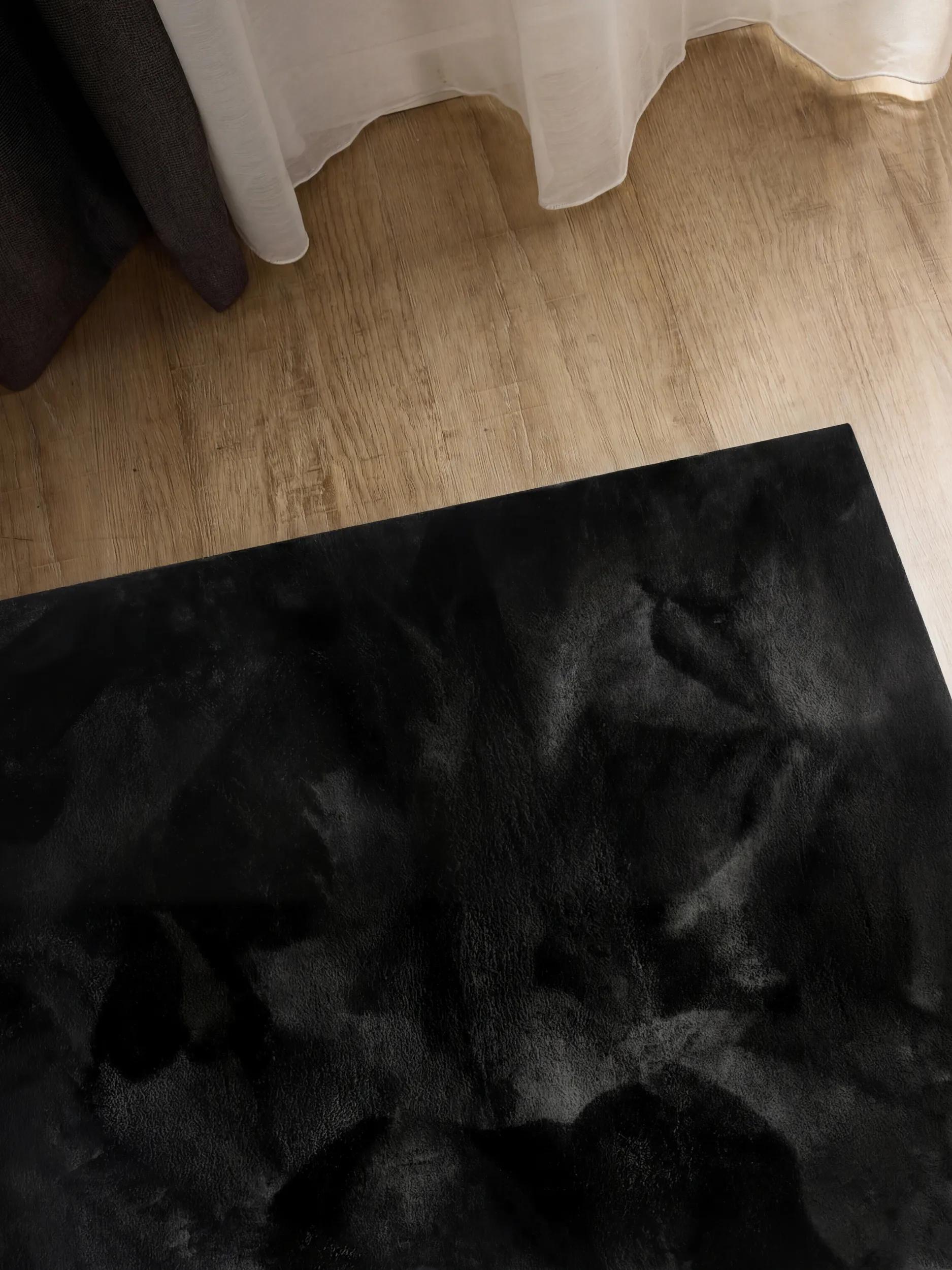 Faux Fur Rug Furry Black