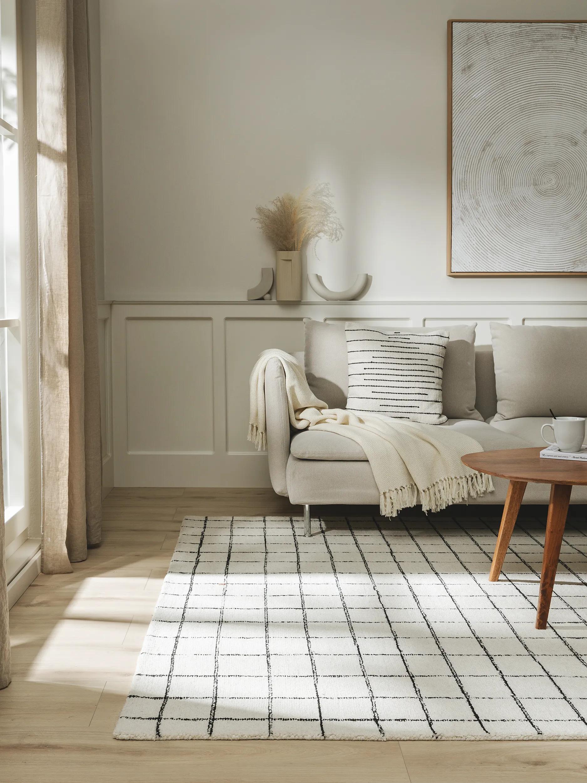 Wool Rug Grid Black/White