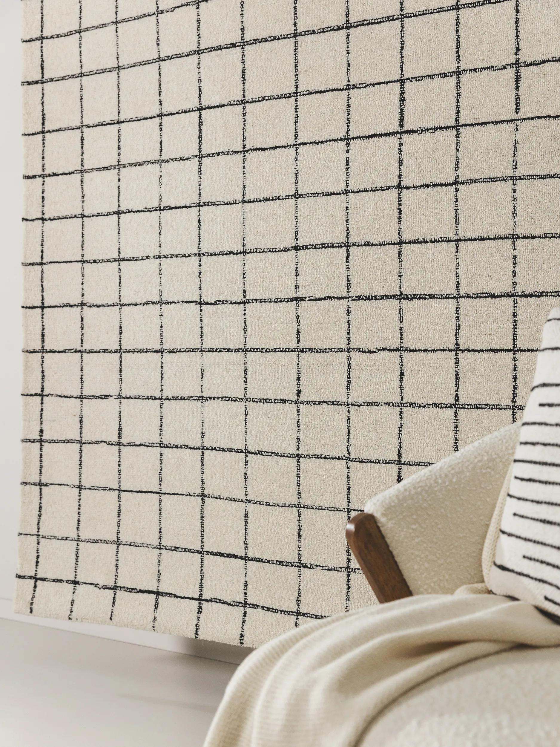 Wool Rug Grid Black/White