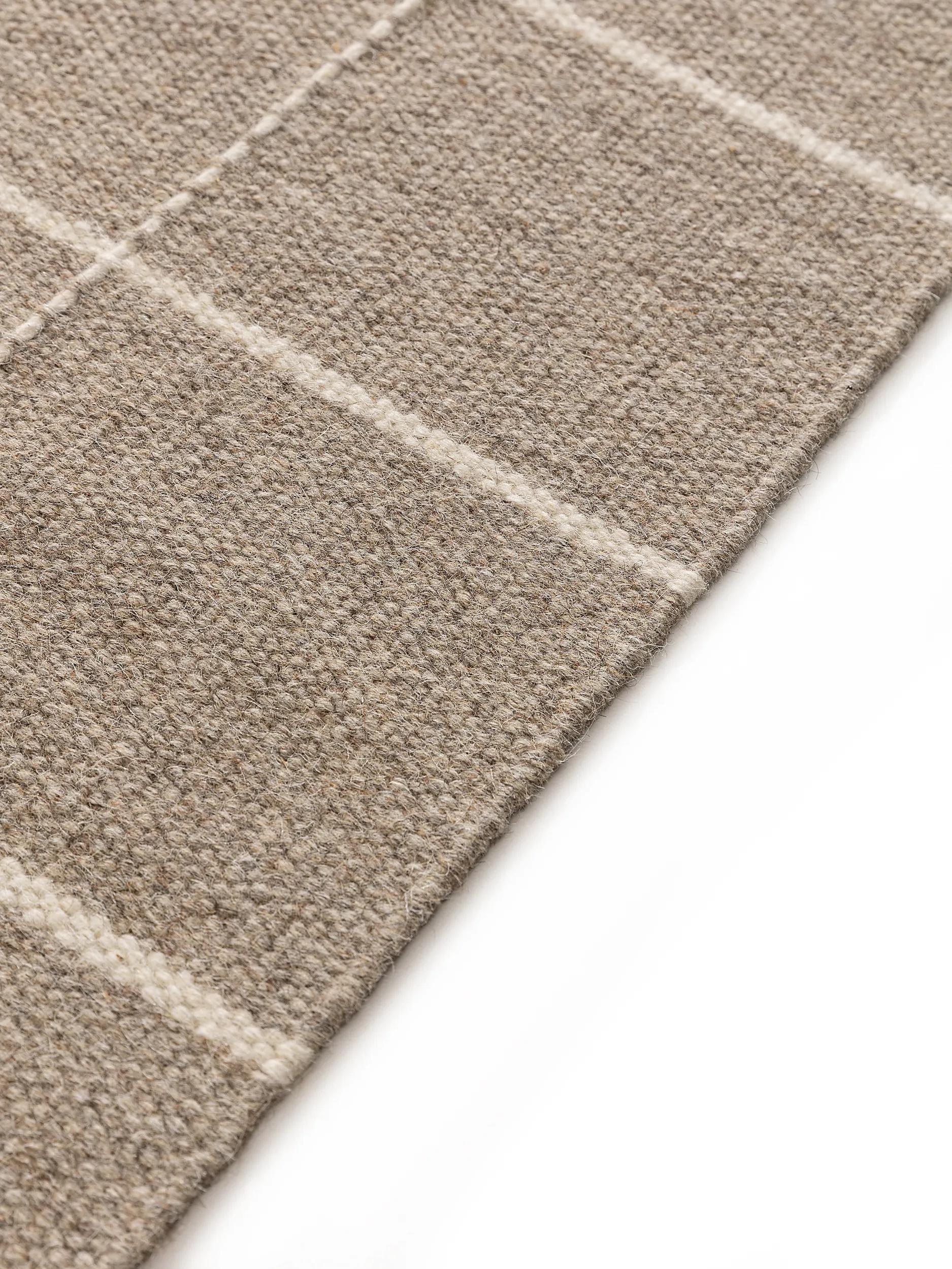 Tapis en laine Gyda taupe