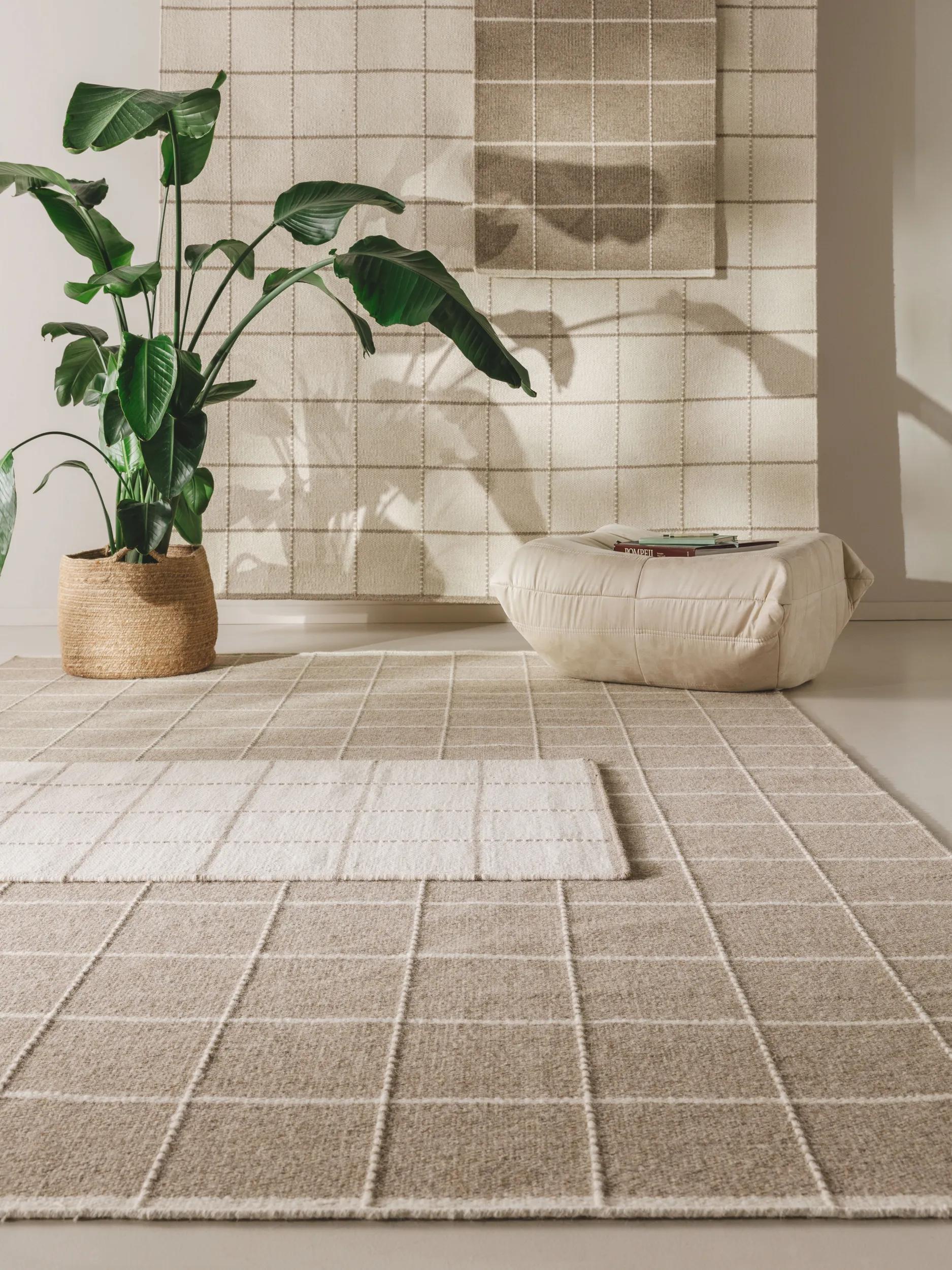 Tapis en laine Gyda taupe