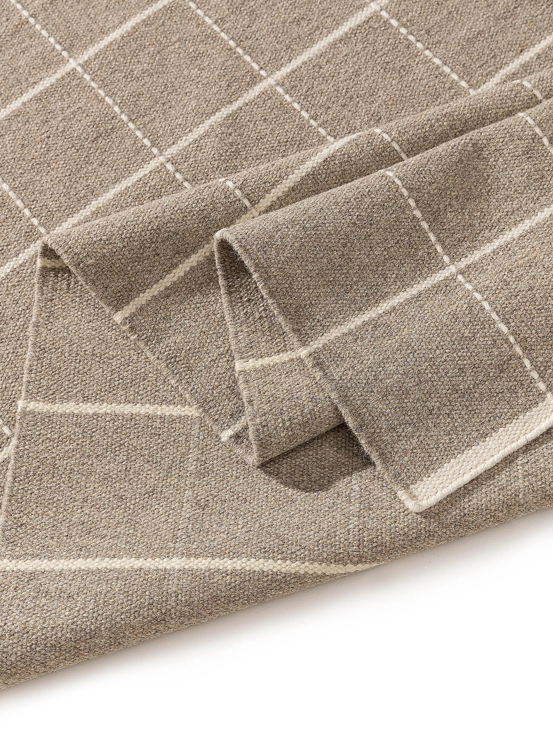 Tapis en laine Gyda taupe