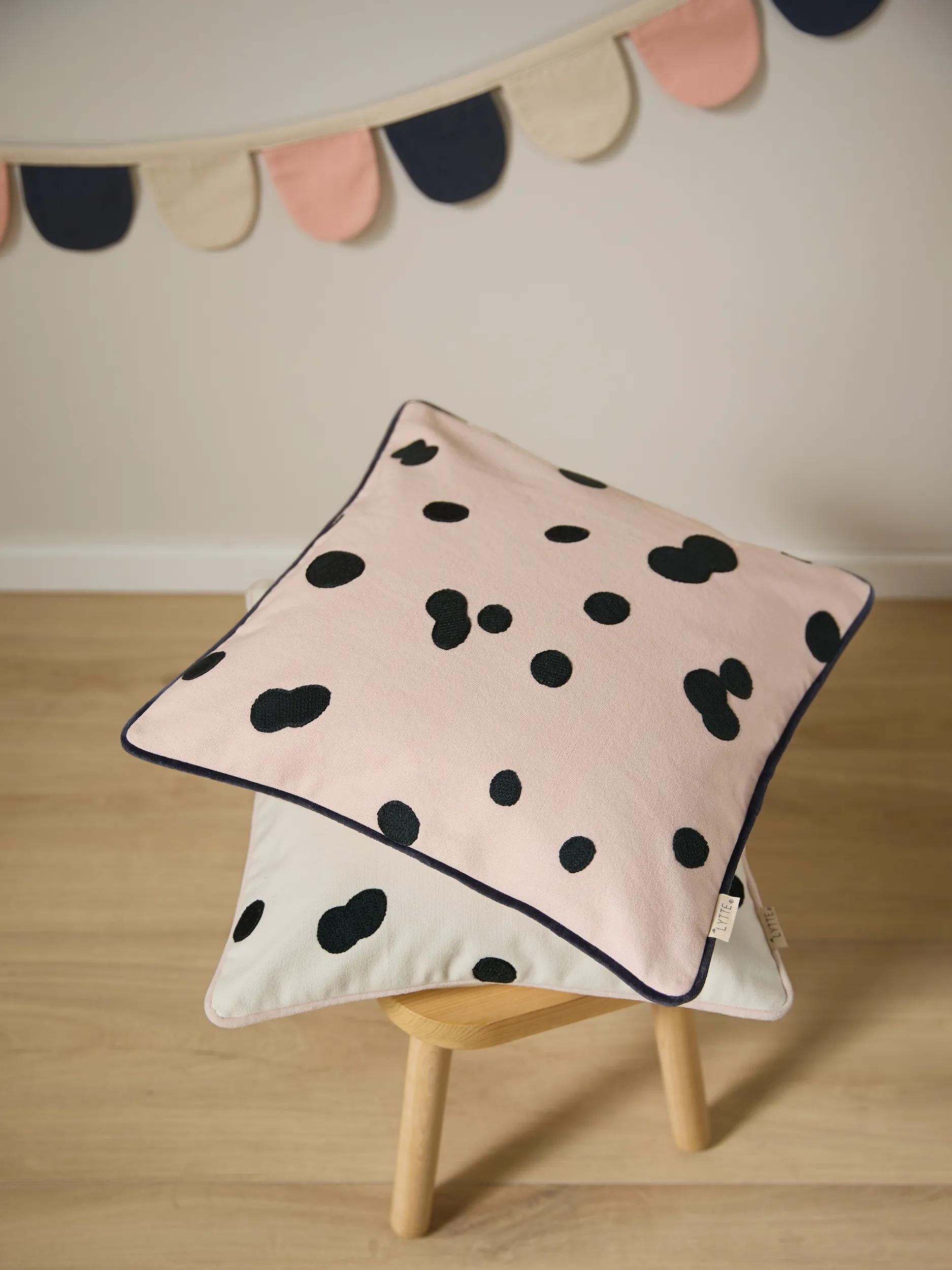 Cushion Hannes Pink/Black