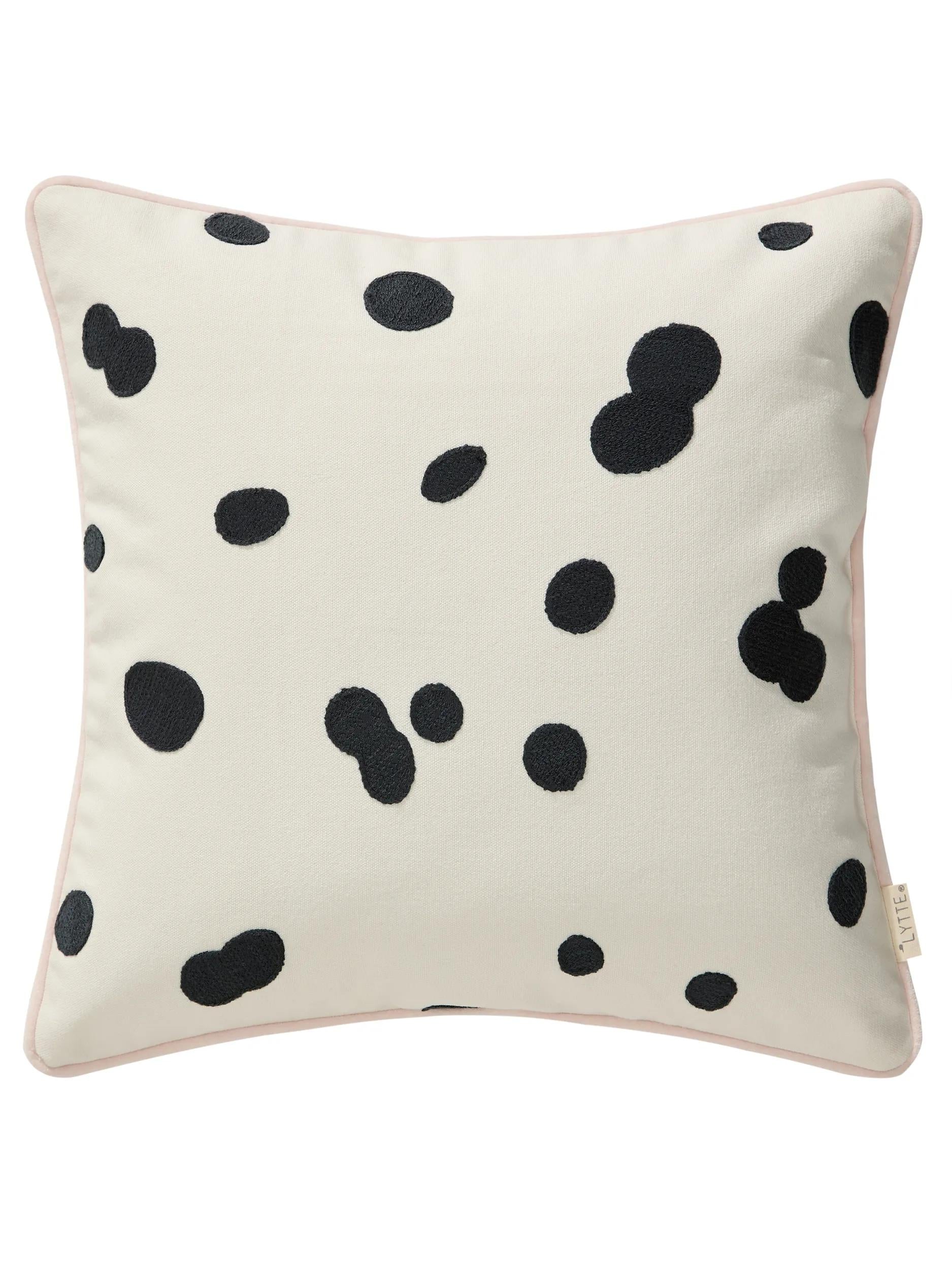 Cushion Hannes White/Black
