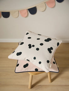 Cushion Hannes White/Black