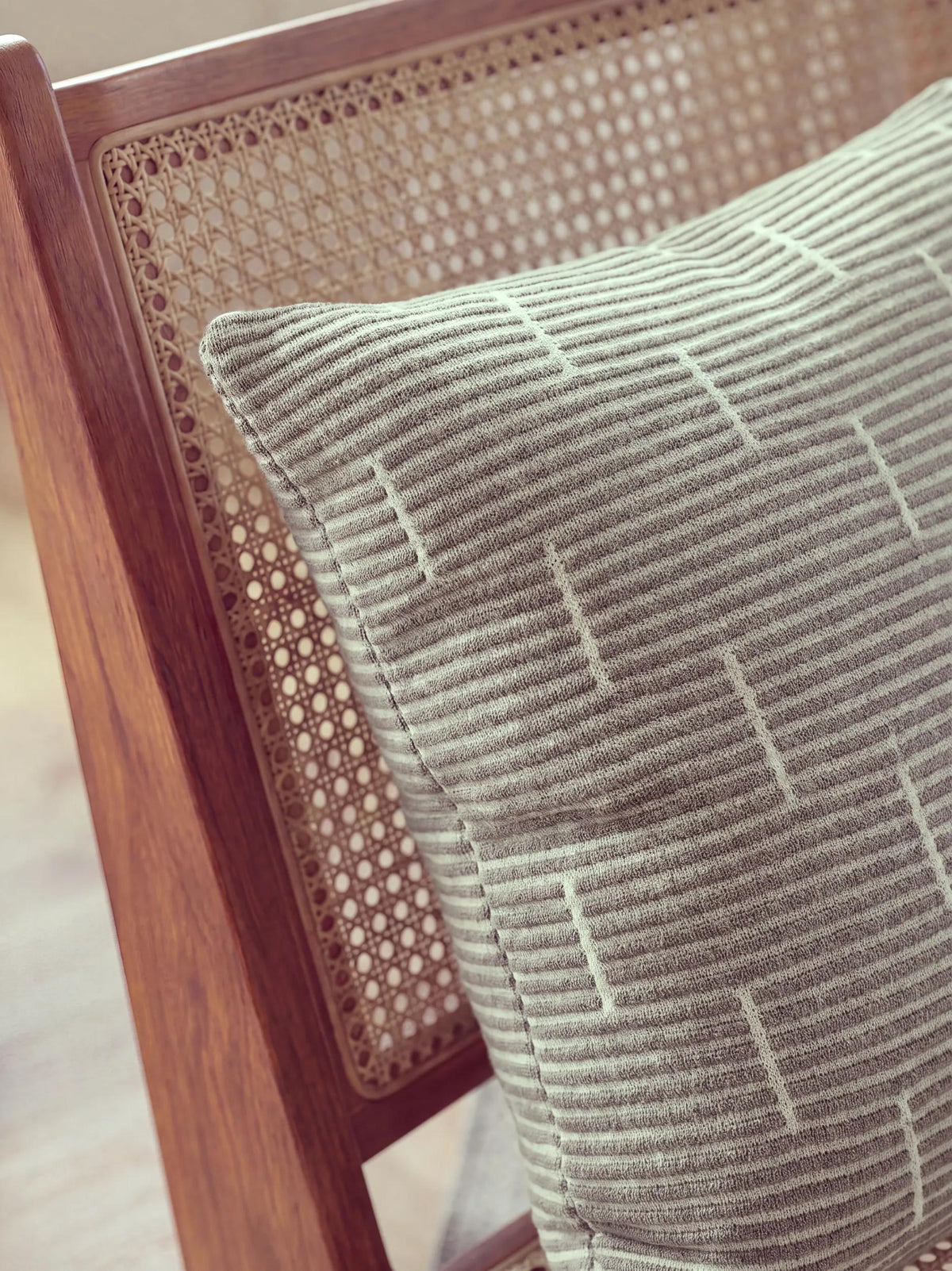 Cushion Heli Grey