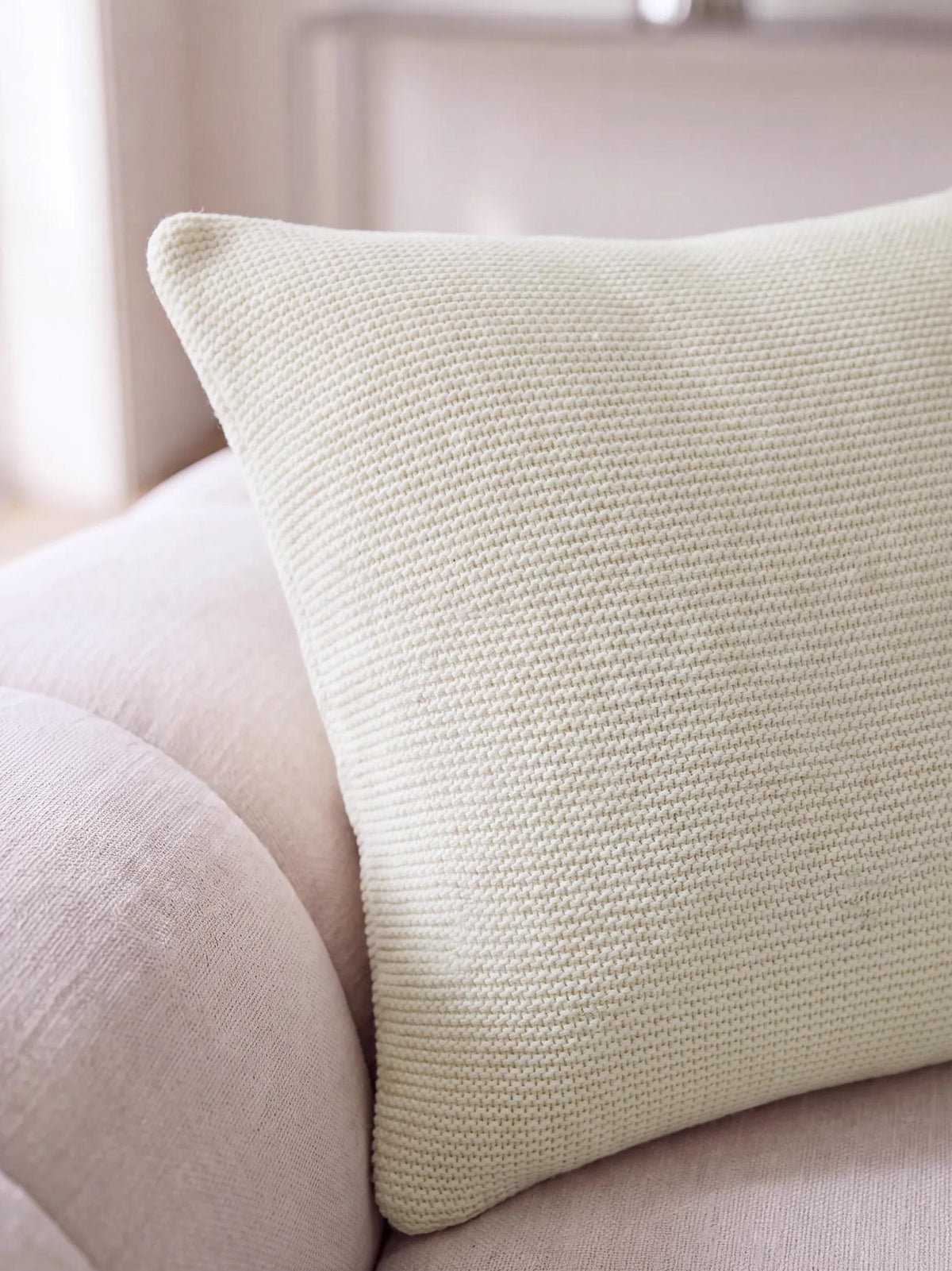 Cushion Helma Ivory