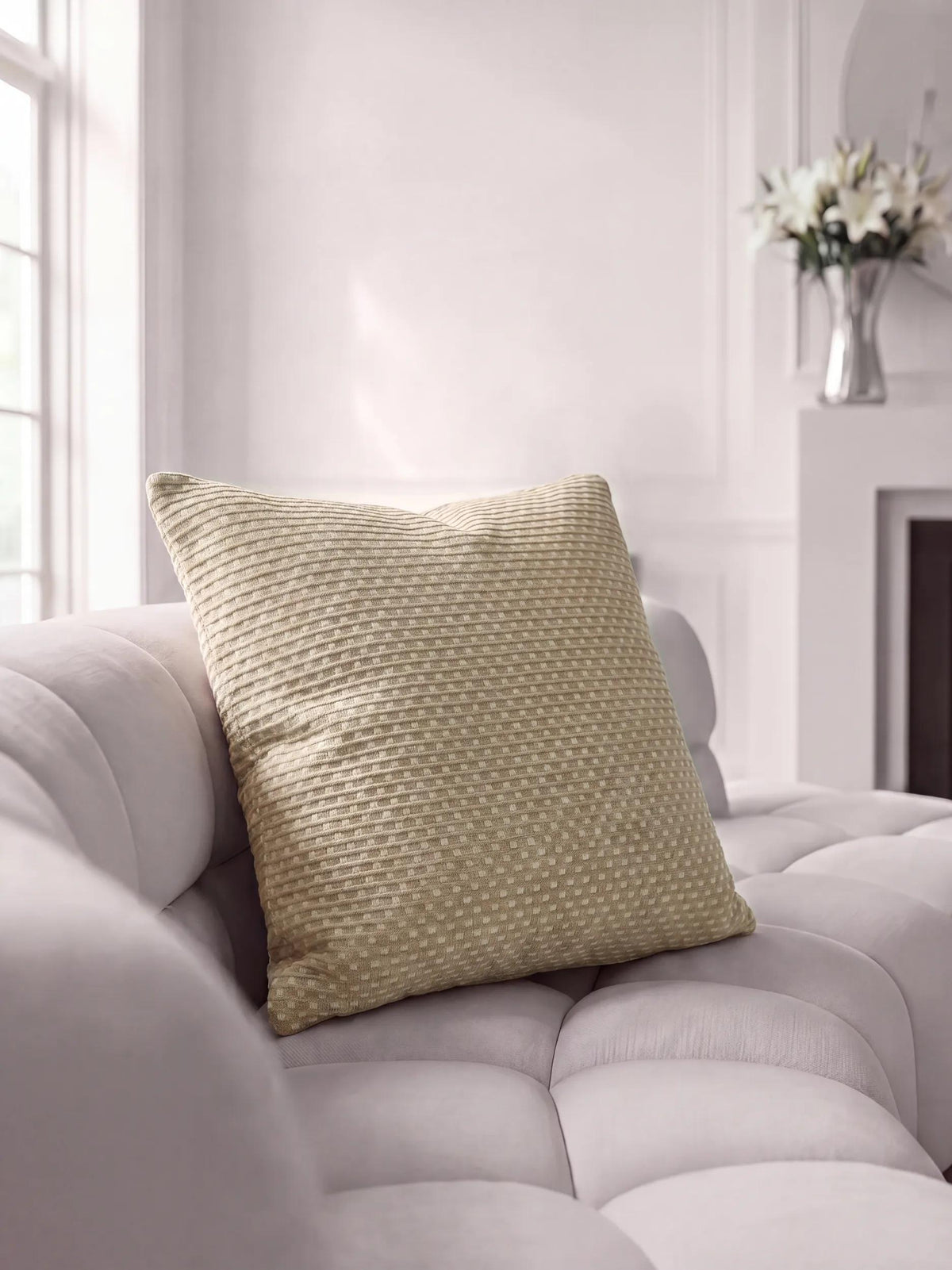 Cushion Ilma Beige