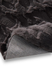 Tapis en fourrure Immy Charcoal