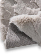 Tapis en fourrure Immy gris