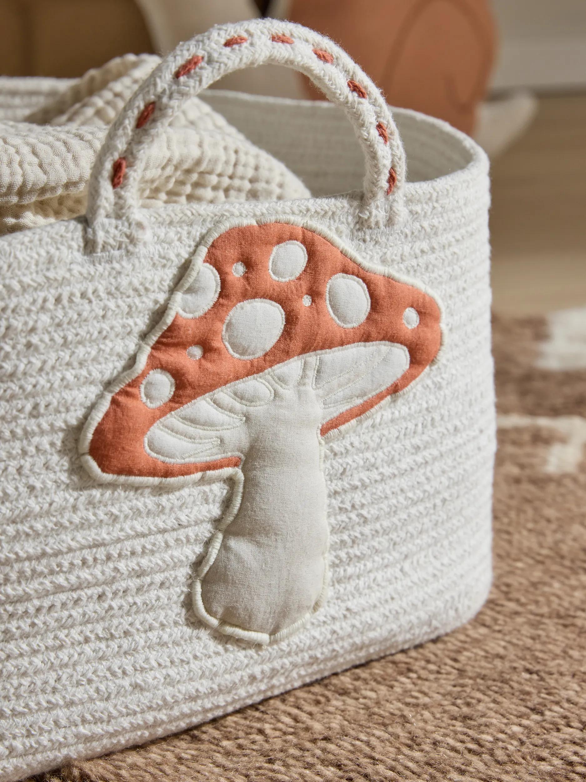 Basket Isa Cream
