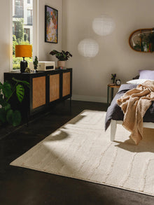Rug Junis Cream