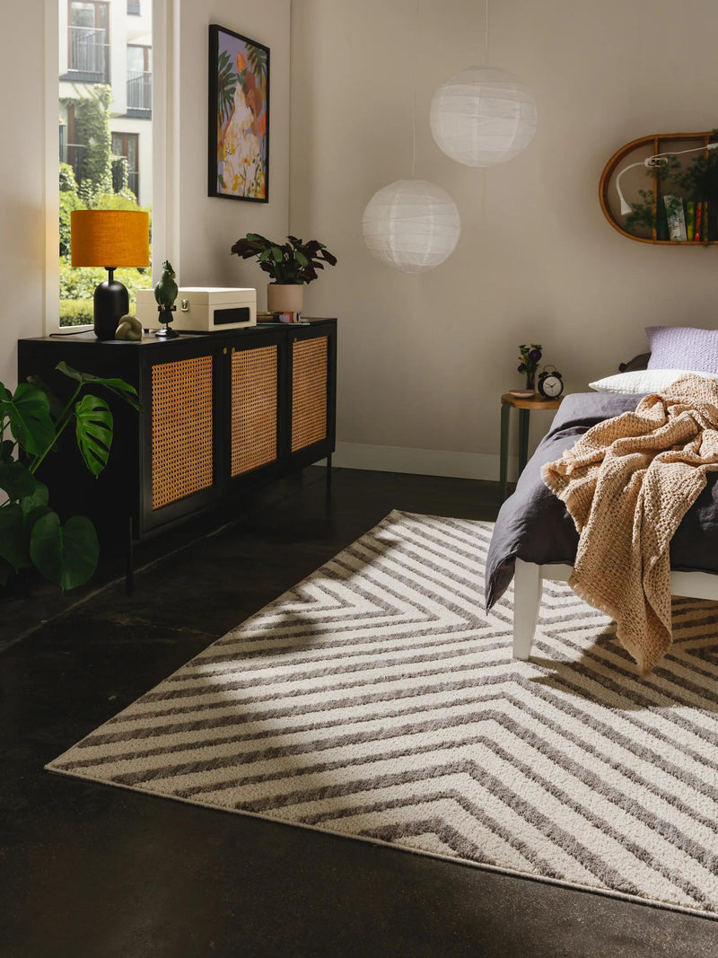 Rug Junis Cream