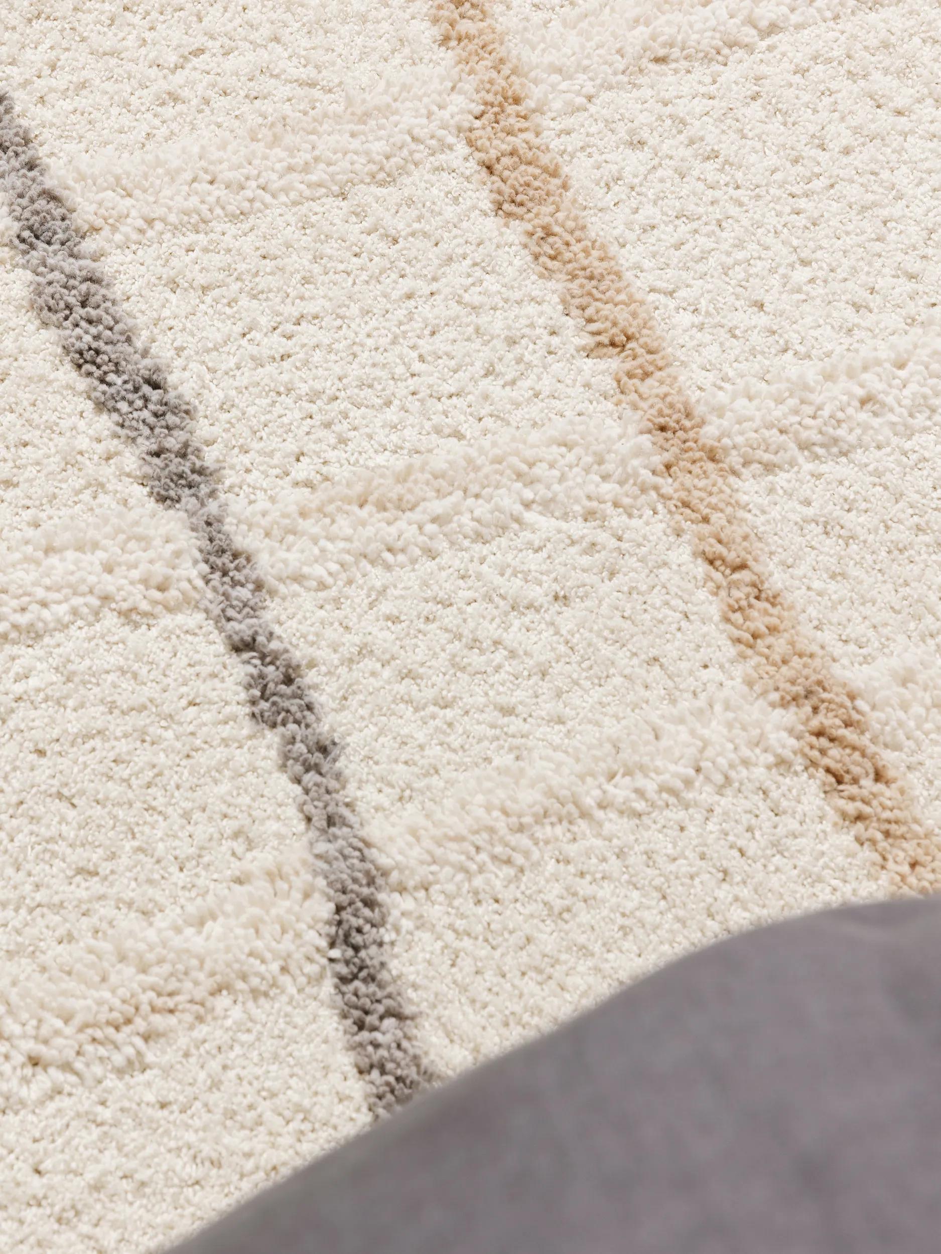 Rug Junis Cream