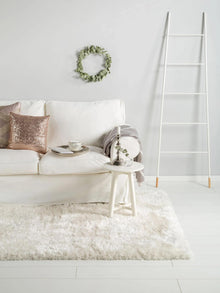 Shaggy rug Lea White