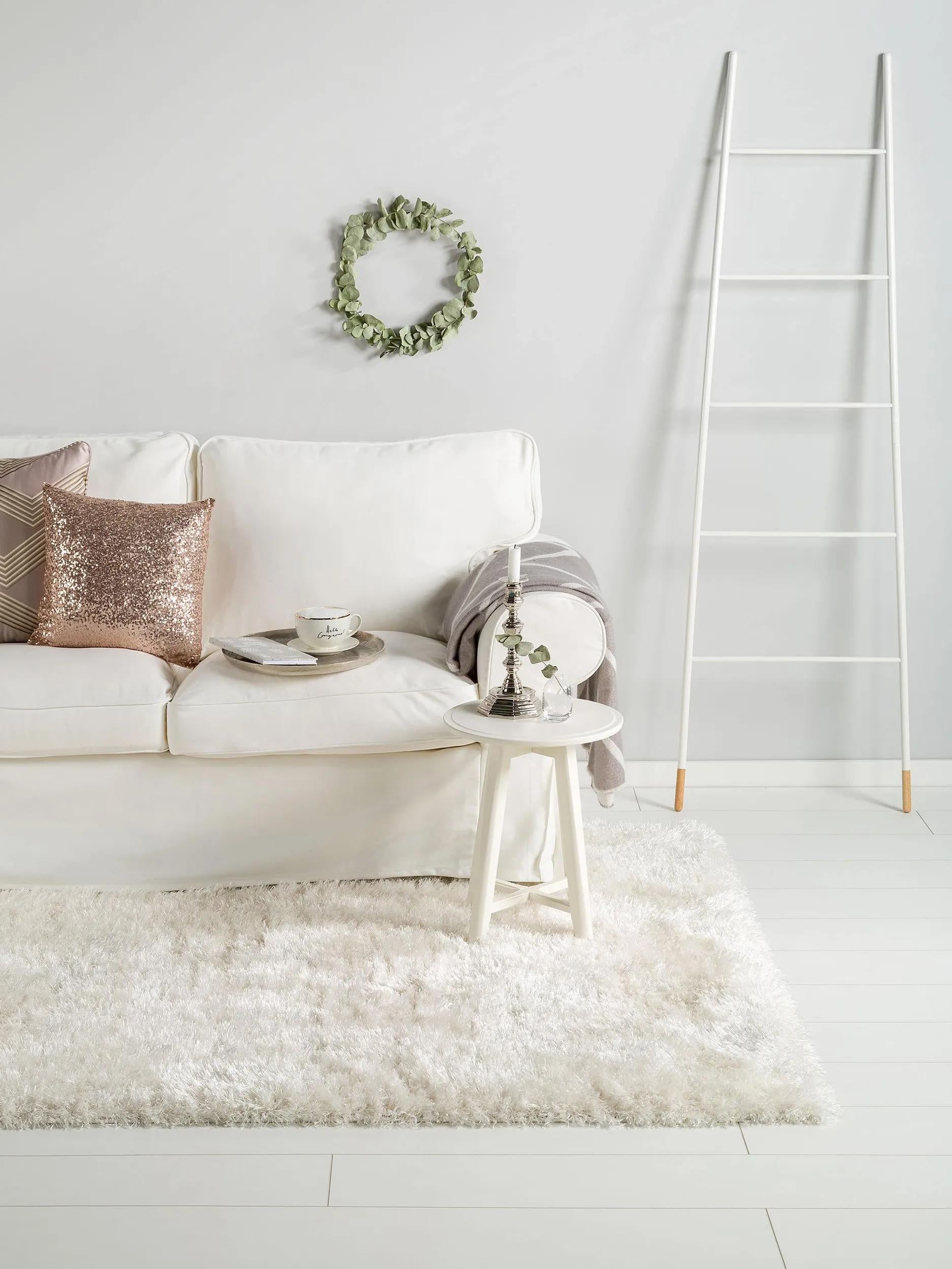 Shaggy rug Lea White