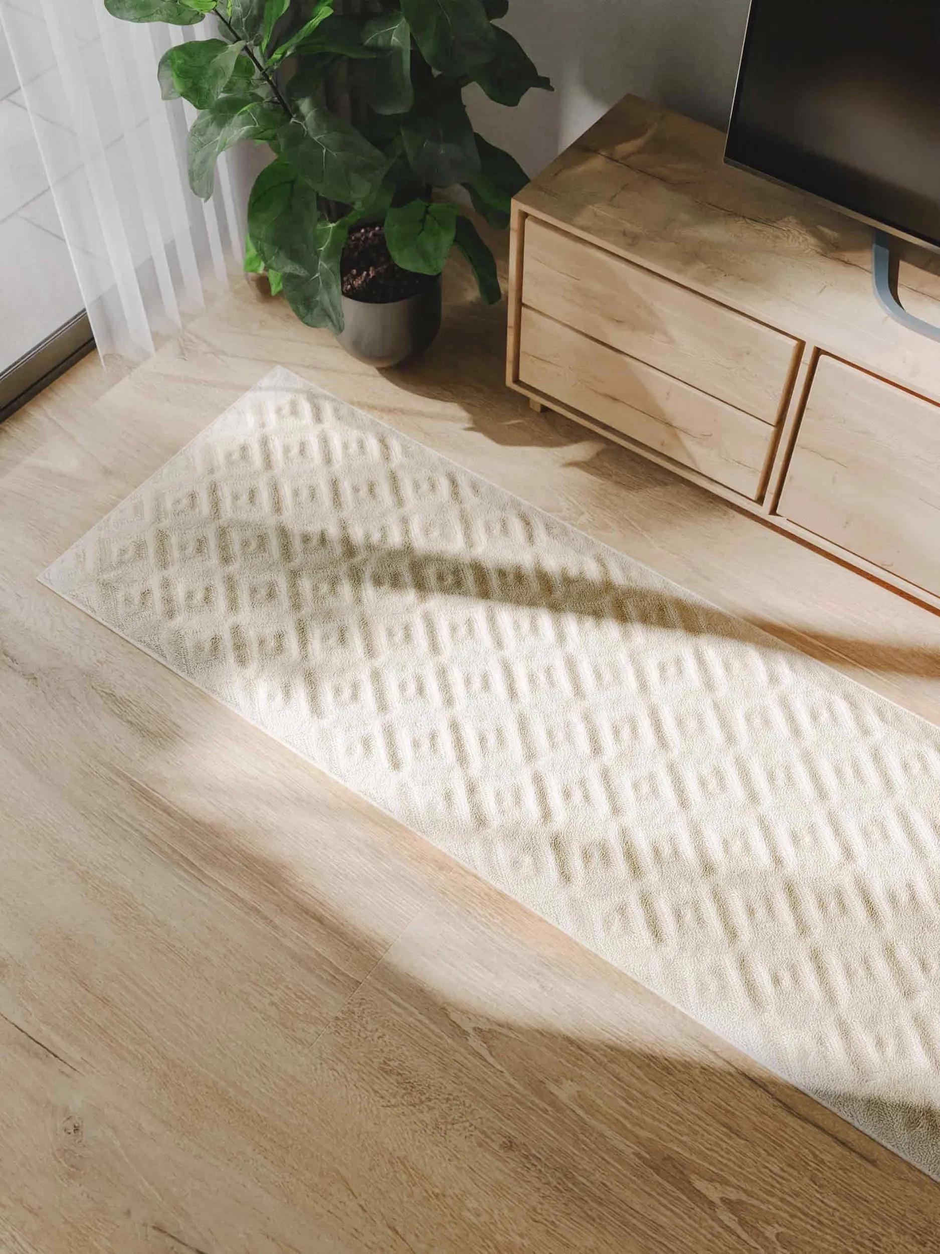 Runner Leo Cream