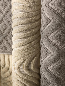 Rug Leo Cream