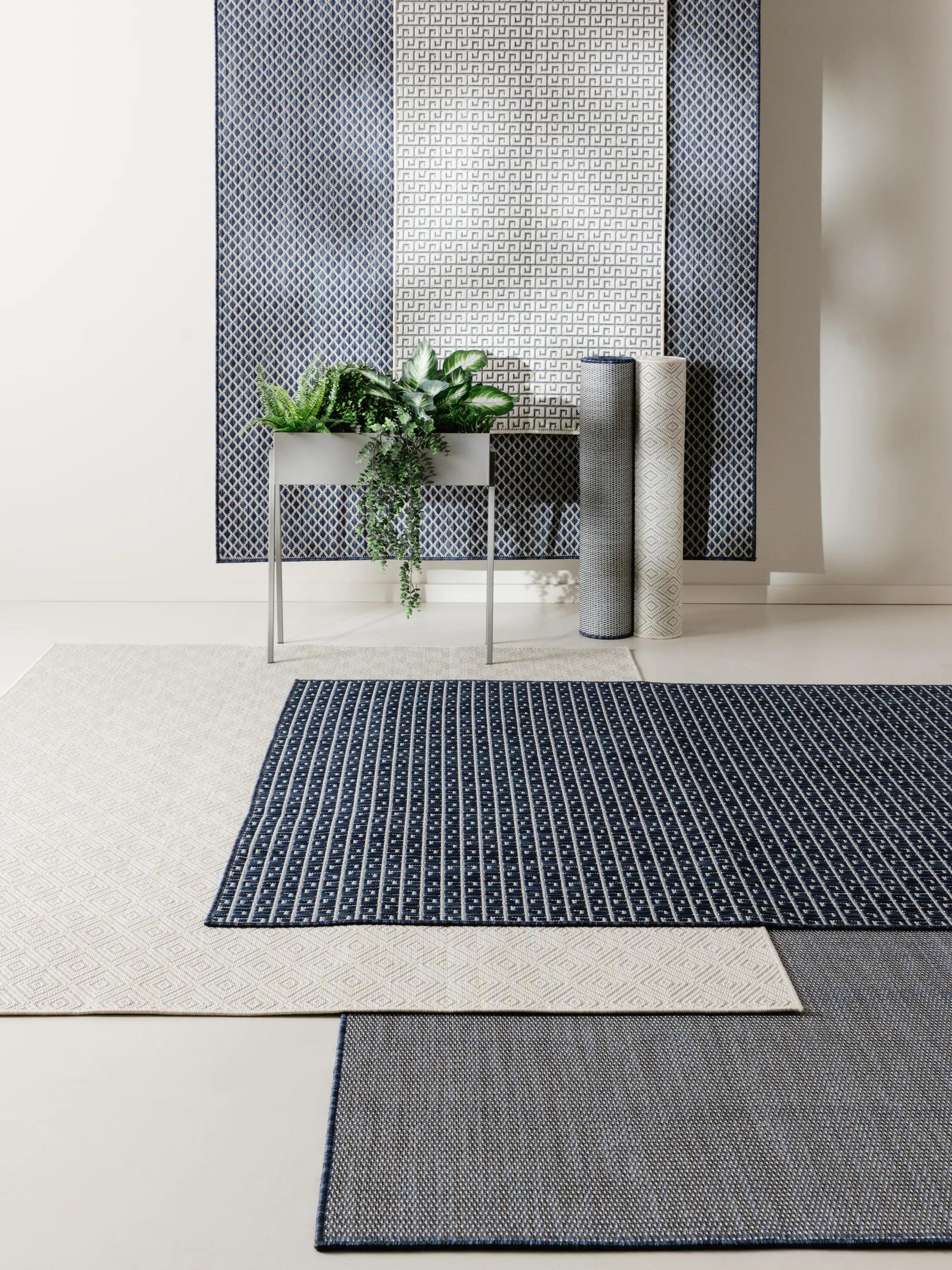In- & Outdoor Rug Lou White