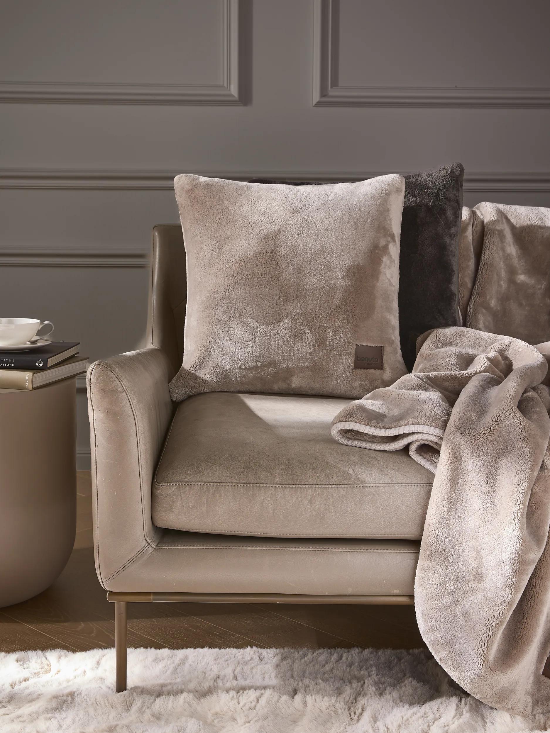 Cushion Lux Taupe
