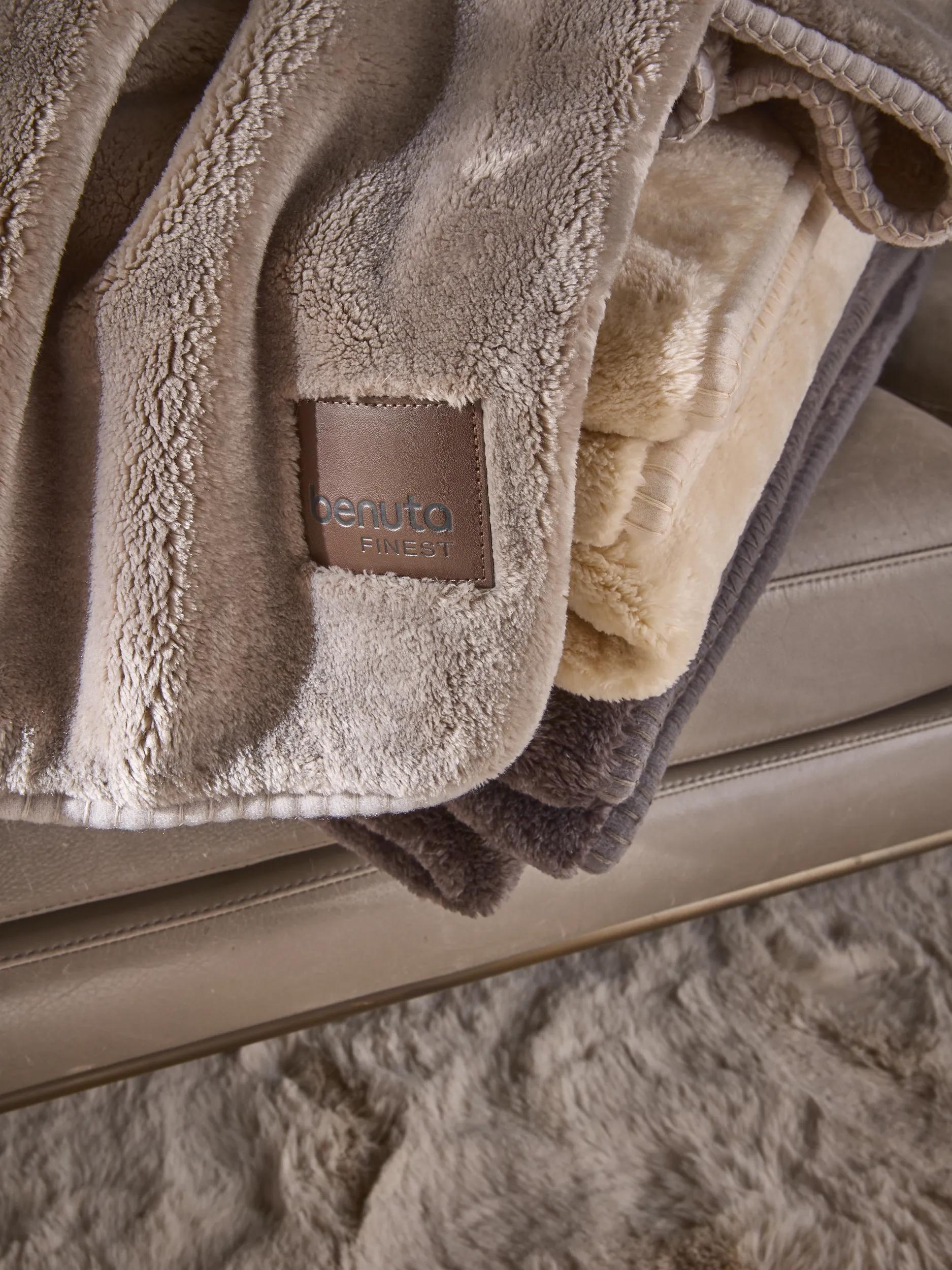 Couverture Lux Taupe