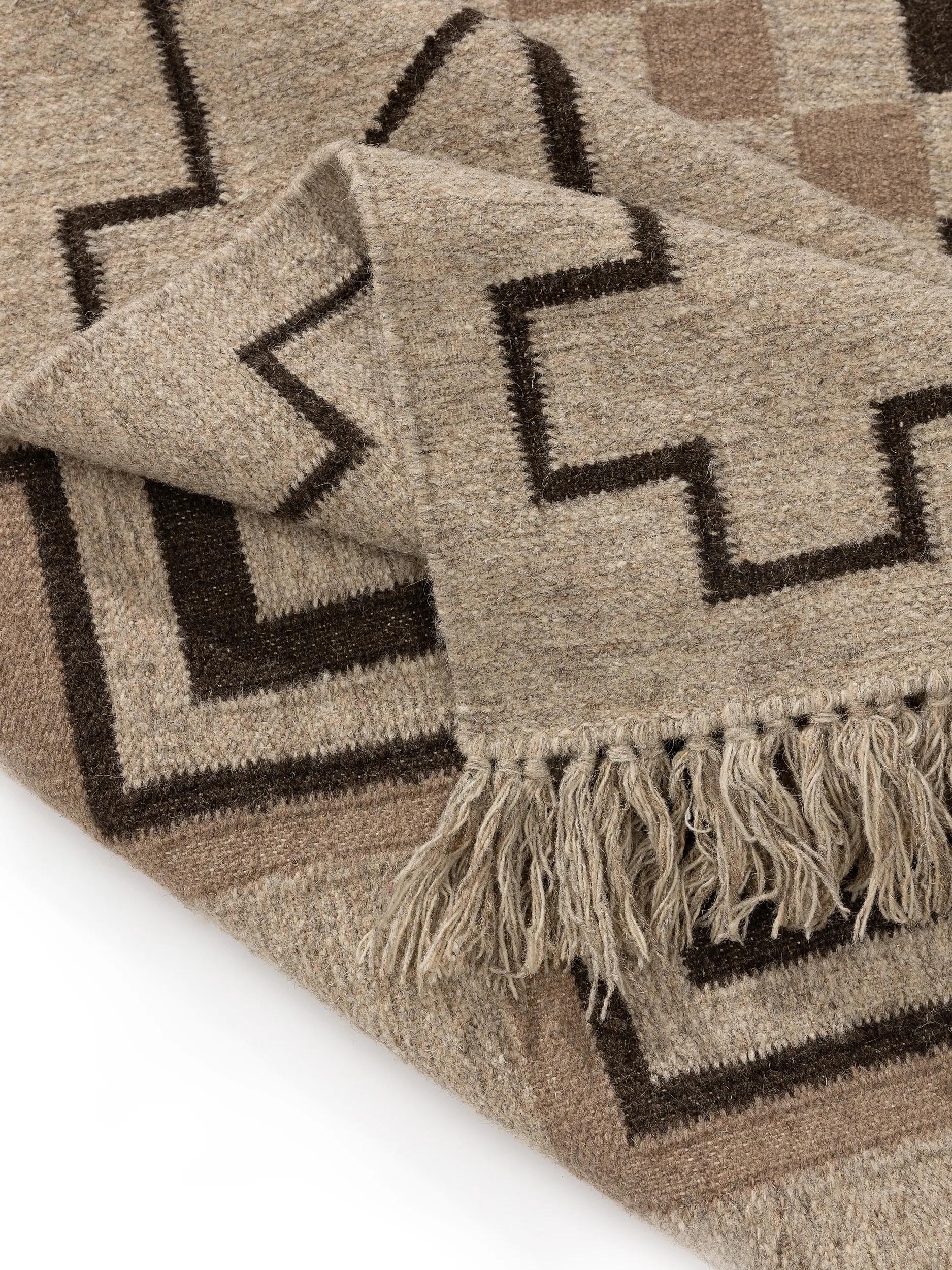 Hand Woven Kilim Mahila Taupe