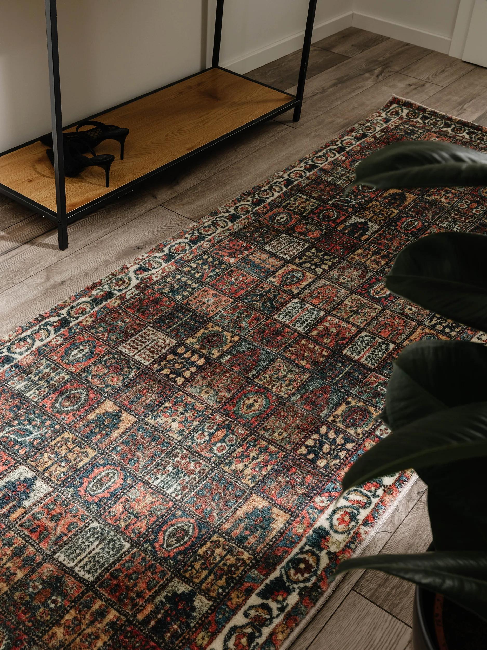 Runner Mara Red