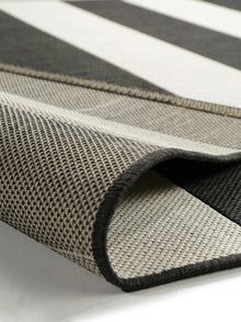 In- & Outdoor Rug Metro Black