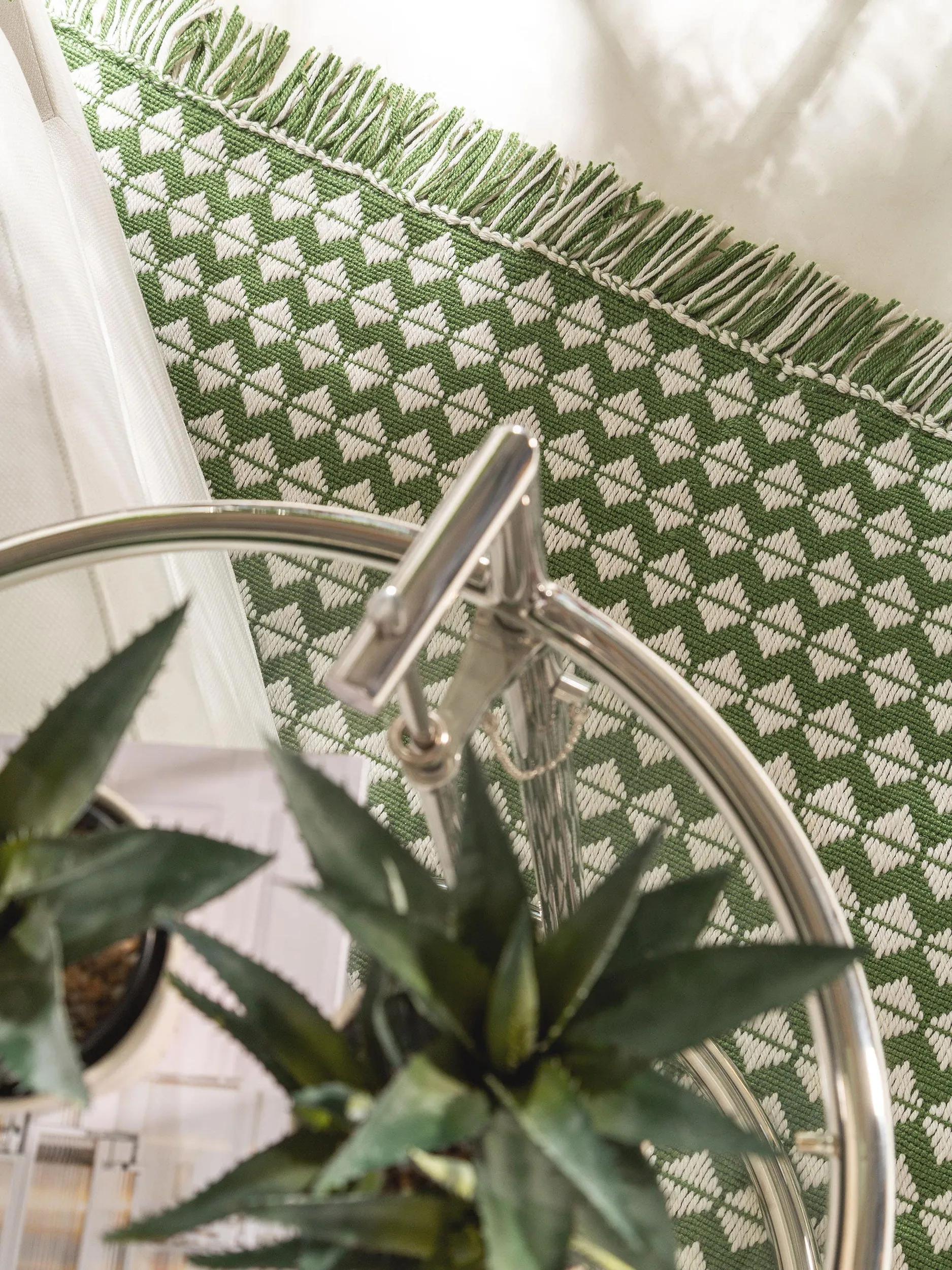 Tapis fabriqué à partir de matériau recyclé Morty Green