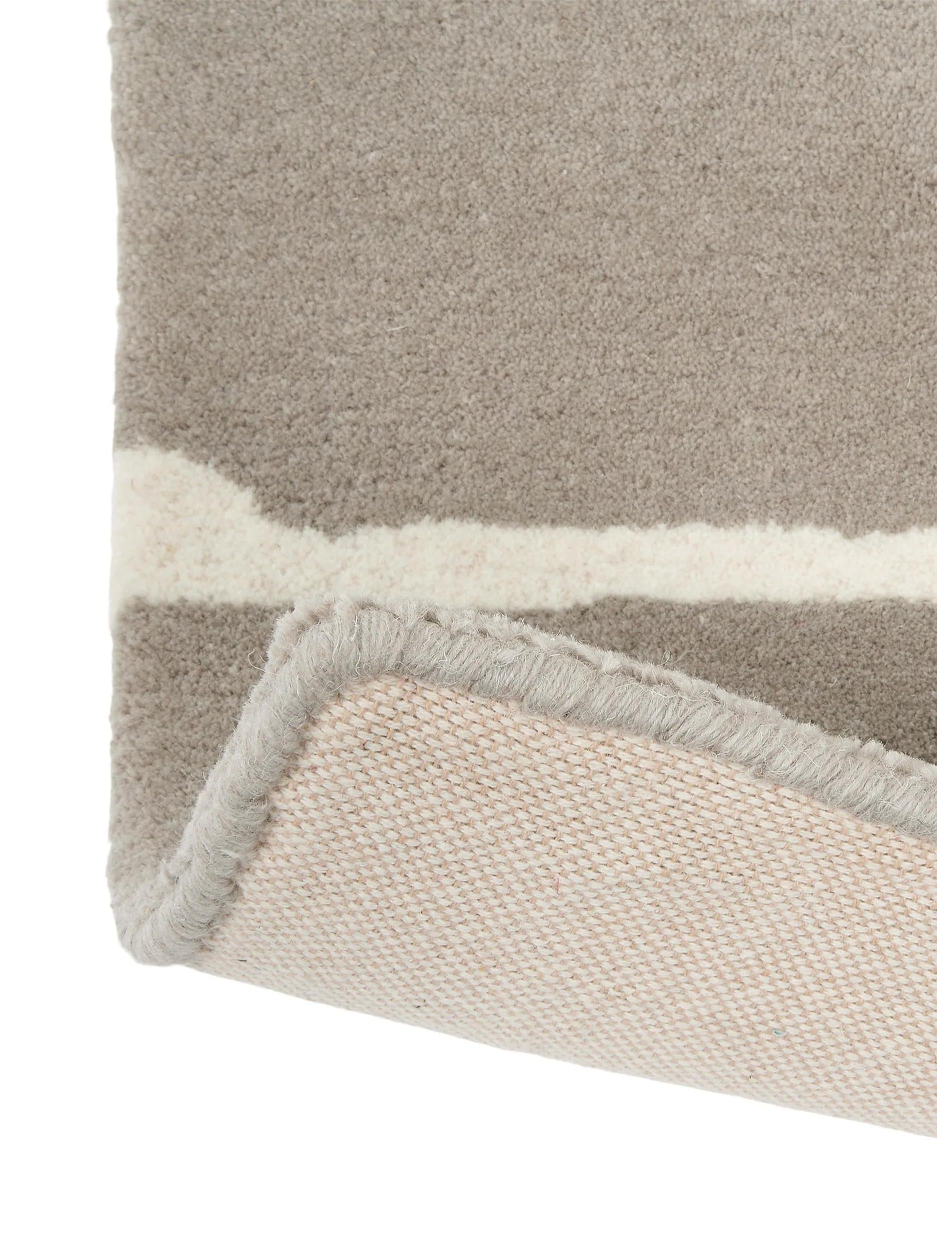 Wool Rug Mr. Fox Grey