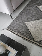 Wool Rug Nahla White/Black