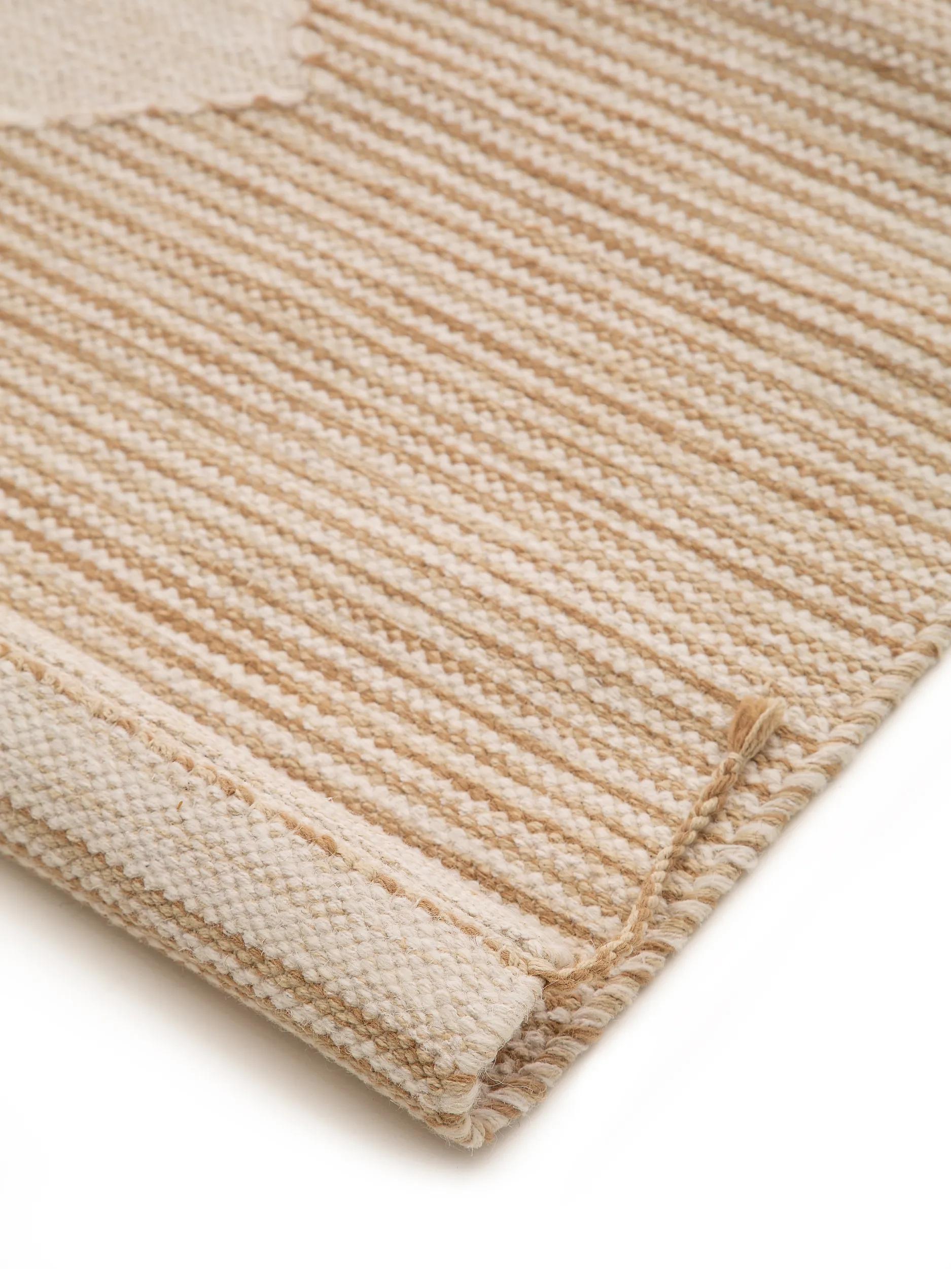 Tapis en laine Nahla beige