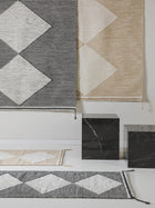 Wool Rug Nahla White/Black