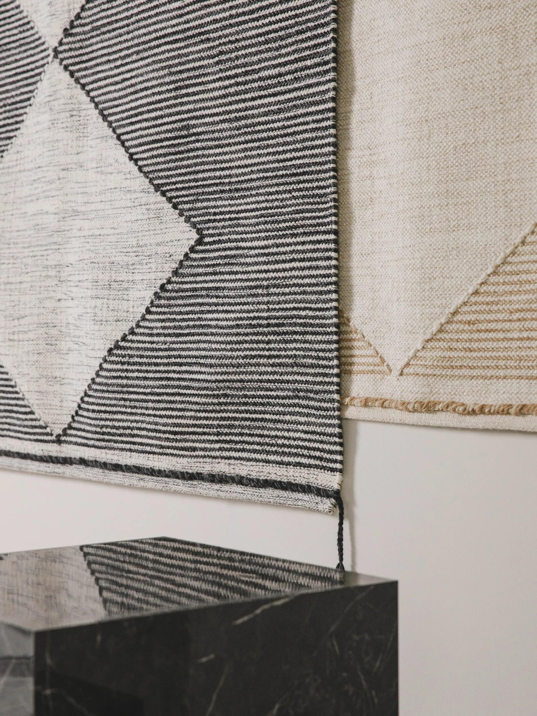 Wool Rug Nahla White/Black