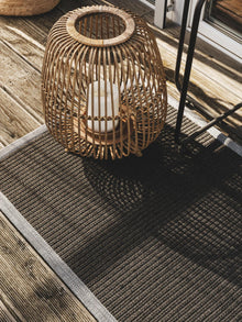 In- & Outdoor Runner Nandi Black